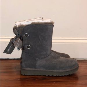 Ugh boots size 8